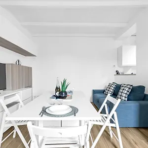 Lo3 • Navigli Chic • Milano