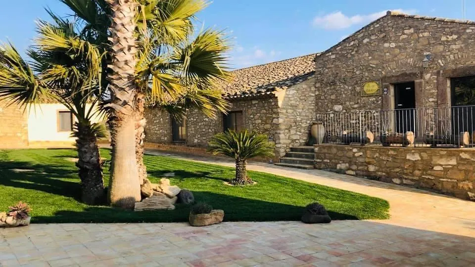 Farm stay Agriturismo Russa Belladonna Caltagirone